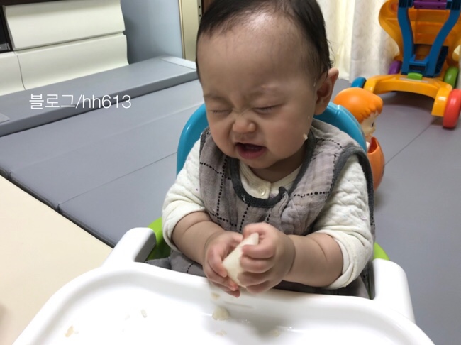  생후 285일 옹알옹알옹알 아다다다다다 귀아파ㅋㅋㅋㅋ