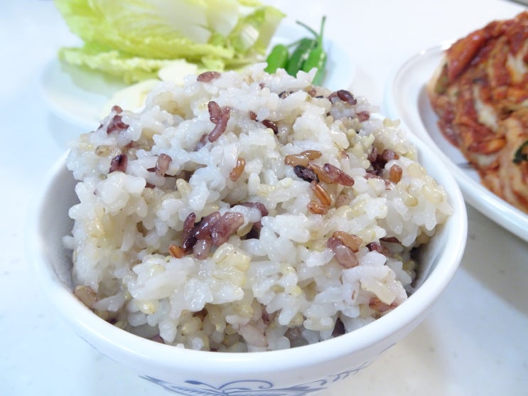  옳것 유기농쌀 찹쌀백미와 김치달인 보쌈김치로 맛있는 집밥 완성