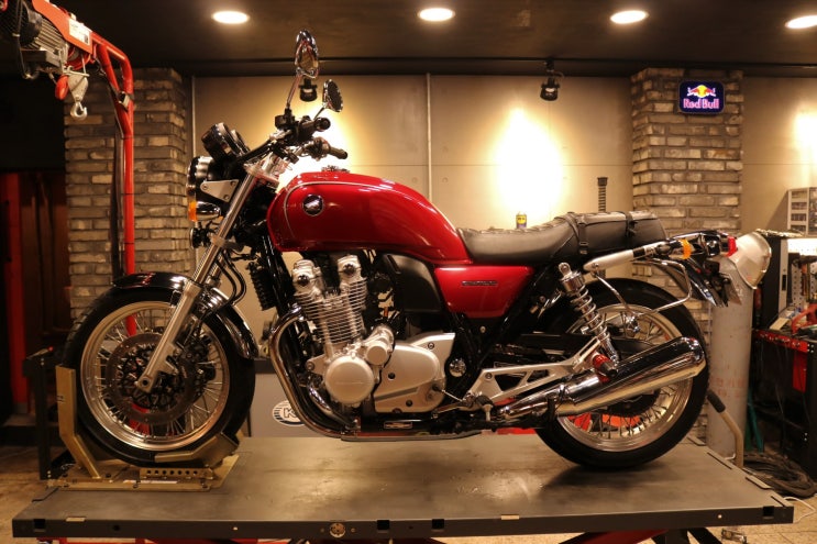  혼다 CB1100EX 작업완료