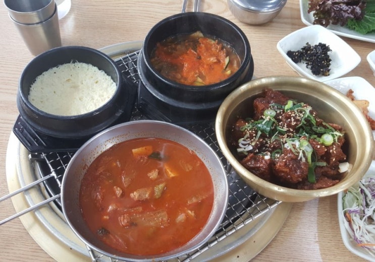 동변동 맛집 질마당 돼지갈비 점심특선 최고네요