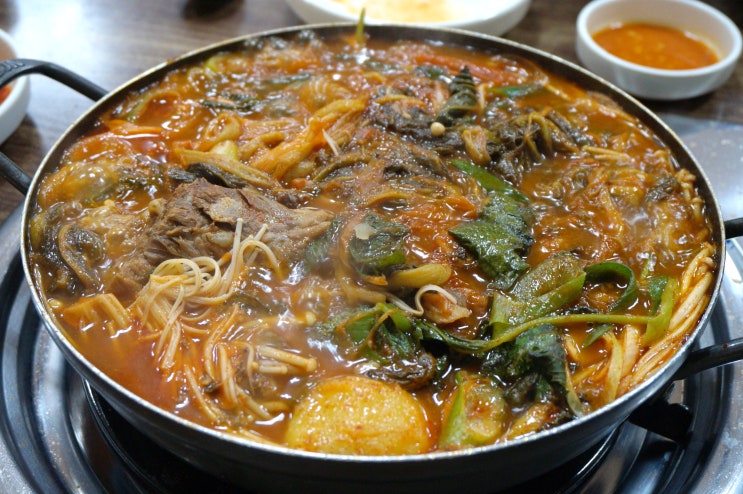  당진 감자탕 맛집 - 그집감자탕 당진 밥집, 회식장소로 추천!