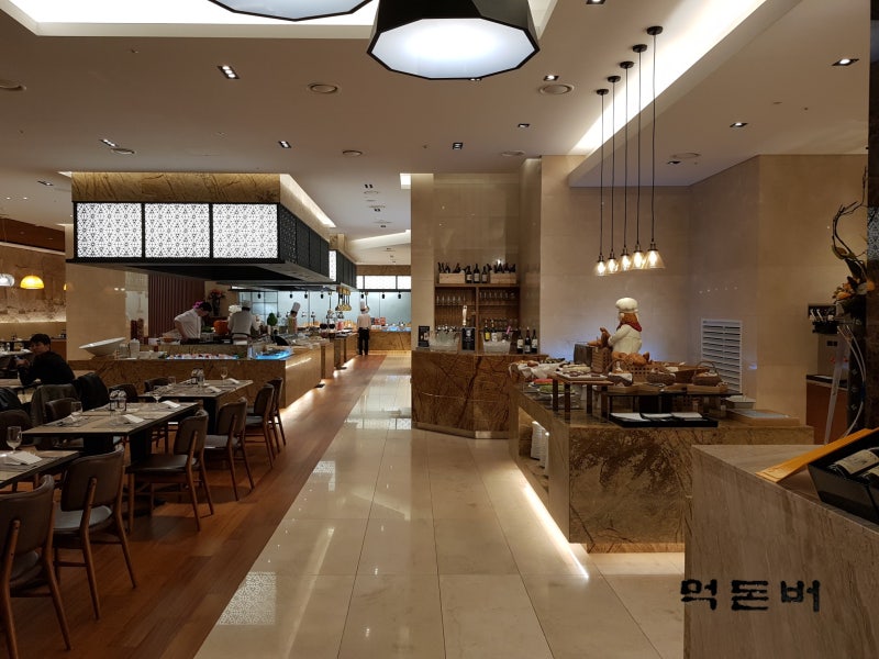 서머셋 센트럴 분당 호텔 뷔페 - 더칼라