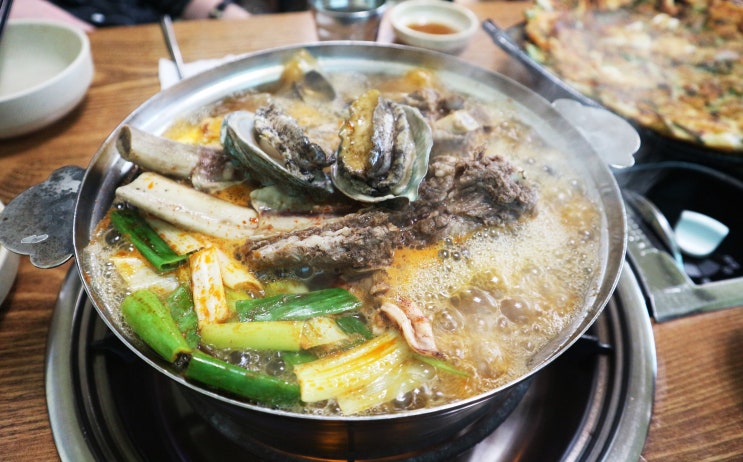  [고양시 원당맛집] 푸짐한 해물과 갈비의 만남 '대갈칼국수'_바다담은해물손칼국수