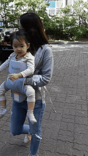 아기띠와 힙시트 기능을 한번에! 베베핏아기띠