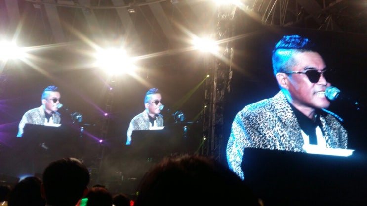  김건모 콘서트(수원실내체육관)