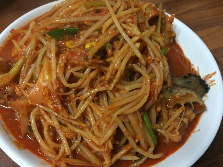  마산 아구찜거리의 진짜초가집 할머니가 해주시던 생아귀찜