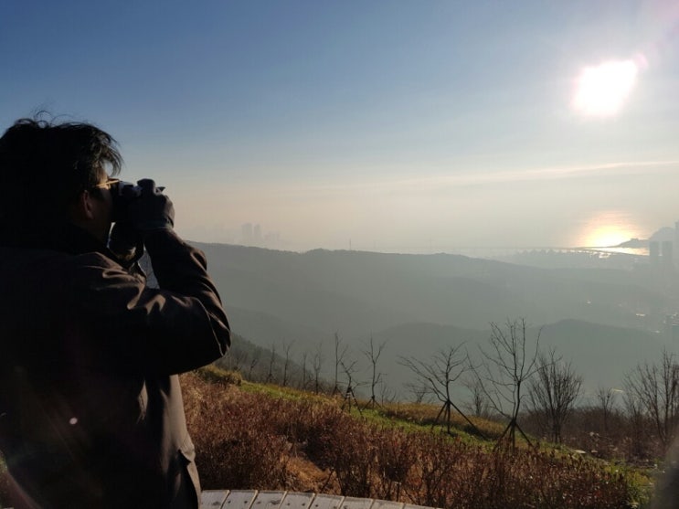  내 인생 첫 여행 : 국내 4박 5일 - 4 (부산 키즈카페 깜부, 황령산 백패킹, 회국수할매집)