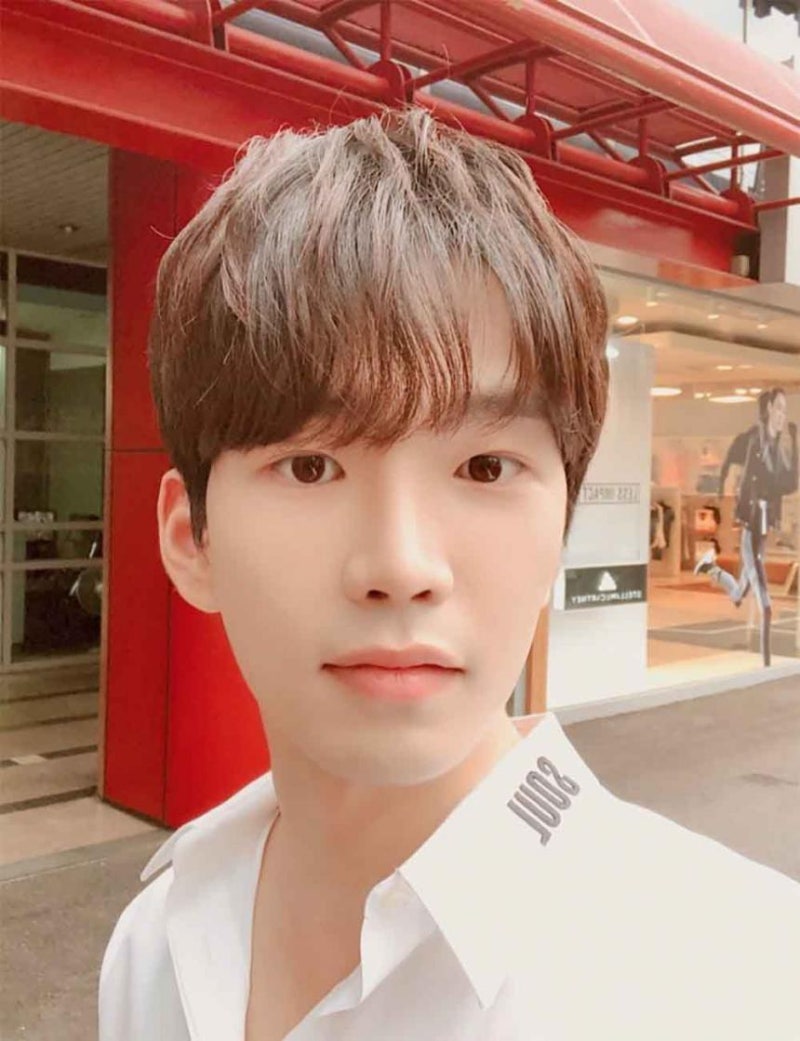 김무성 아들 고윤, 여유로운 근황 공개…‘더욱 훈훈해진 비주얼’