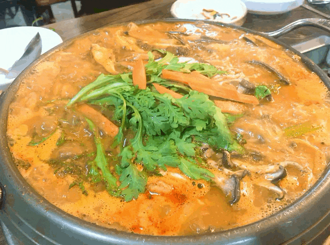  왕십리 곱창전골 : 곱창에이슬이 요즘 날씨에 딱!
