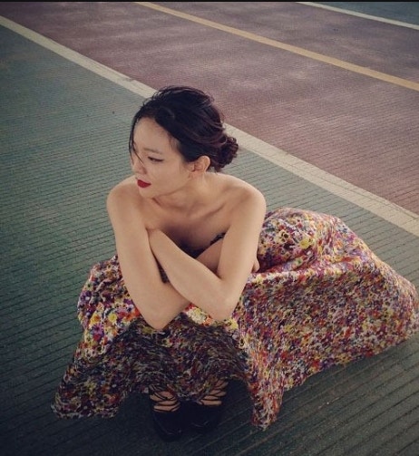 이솜 나이와 마담뺑덕에서의 노출(제3의매력)