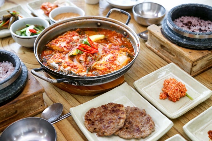  경주 갈치찌개로 유명한 토박이식당