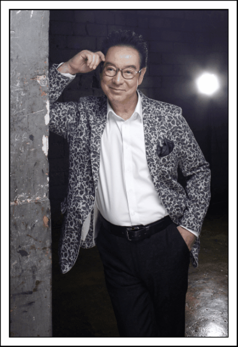  2018년 한국공인중개사협회 부산지부 단합대회에 초청가수로 윤수일 온대요.  부산카나리아는?
