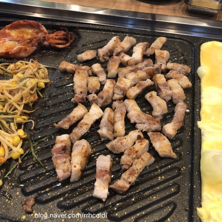  목동역맛집> 불오징어 챙겨주는 가격착한 삼겹살, '돈오야 목동로데오점'