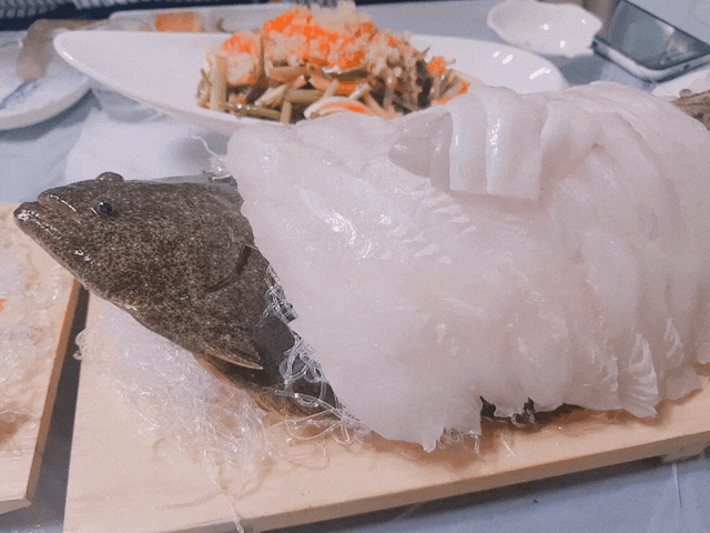 서대문 꾼 활어횟집 - 알려주고 싶지 않아