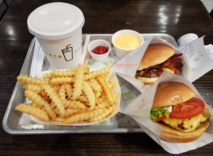  [햄버거추천] 뉴욕에서 맛집으로 유명한 쉑쉑버거!                 분당에 있는 Shake Shack, 쉐이크쉑 버거 리뷰 솔직한 후기