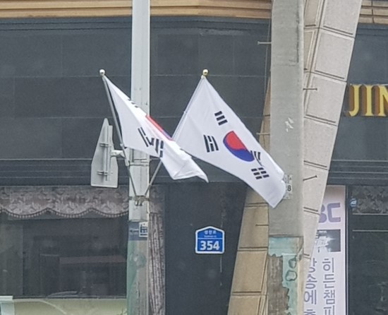  울산전자담배 울산비바시티 에 위치한 울산전자담배길스 에서 포도맛액상 바론6 포도 를 소개해드립니다~^^[울산전자담배][울산남구달동삼산동전자담배][울산전자담배파는곳][울산전자담배길스][바론6액상]