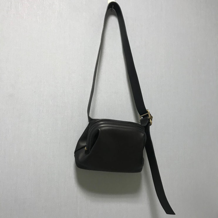  OSOI MINI BROT BAG. 오소이.오이시.       오소이 미니 브로트 백!