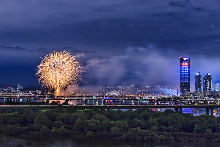  한화가 주최한 2018 서울 불꽃축제 사진 촬영