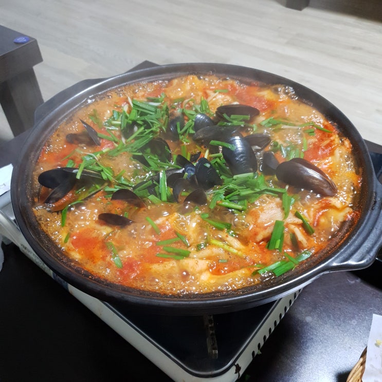  대전 갈마동 맛집 추천:: 2TV 생생정보에 나온 수제비 맛집 [오한순 손 수제비]