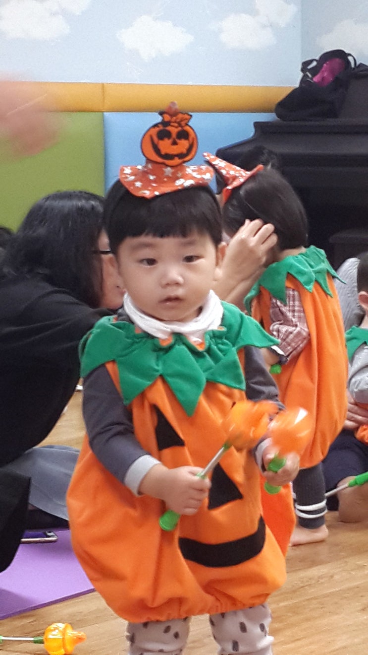  쉰둥이 우리 아기, 아빠 엄마가 늦부모라 미안해