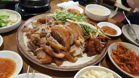 가성비 좋은 화계사역 돼지꿈왕족발 가성비 좋은 화계사역 돼지꿈왕족발