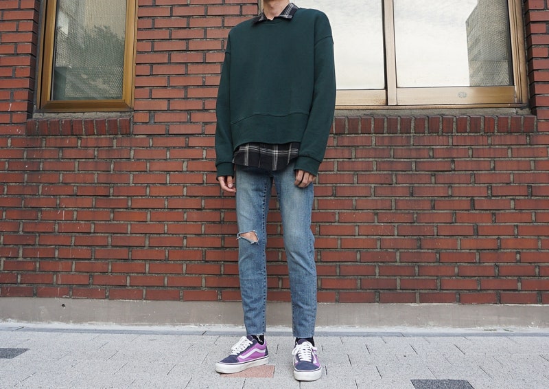 남자 크롭 맨투맨 레이어드 하는 재미가 있군