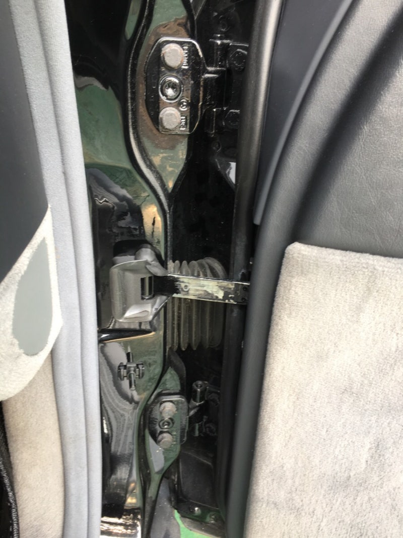 벤츠 W140. S600. 도어체커 교환정비. : 네이버 블로그 벤츠 W140. S600. 도어체커 교환정비. : 네이버 블로그