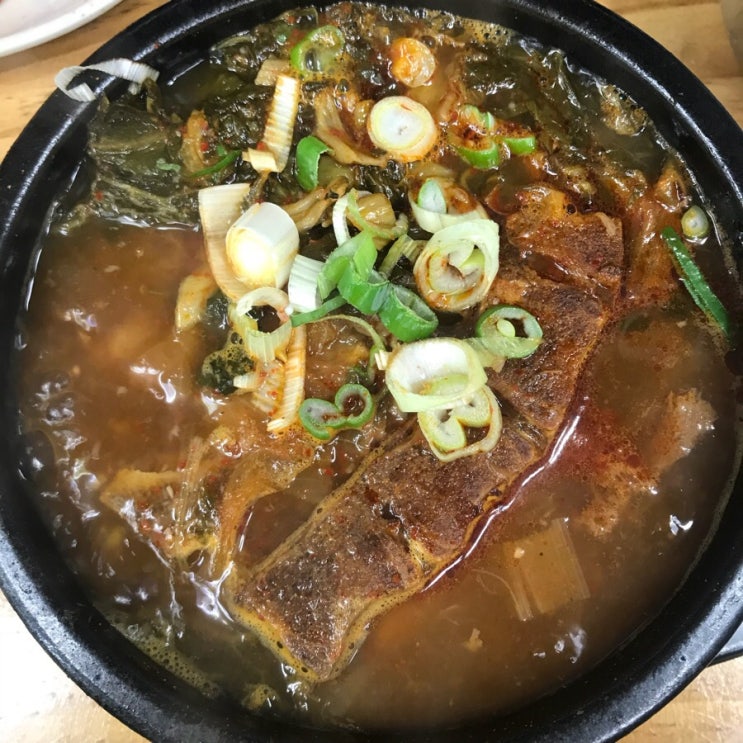  [강동구 천호동 뼈해장국 존맛 청진동해장국] 이정도로 고기 크면 뼈해장국 아니고 고기해장국으로 개명해야된다