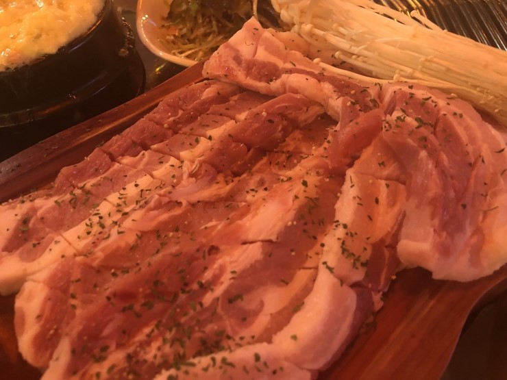 평거동고깃집 -훔친연탄- 소떡소떡!삼겹살 껍데기!