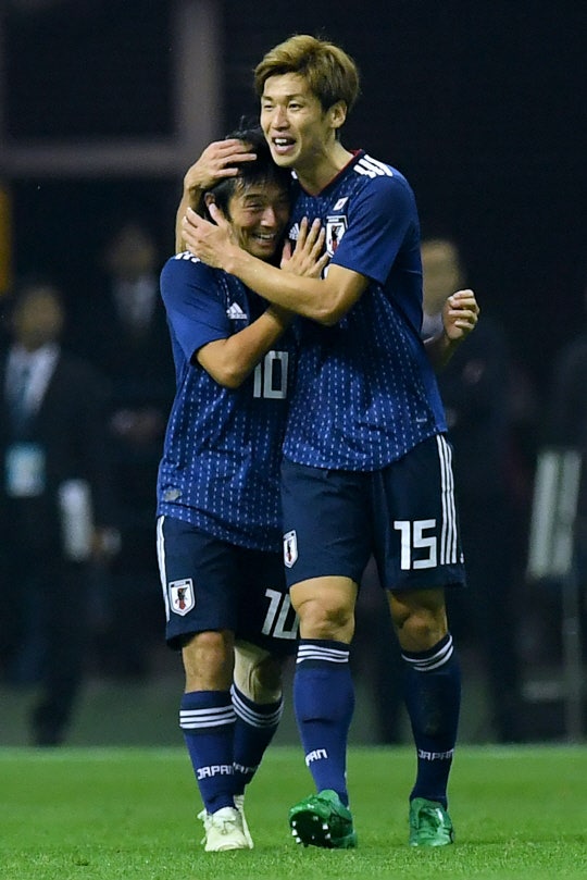 일본 우루과이 4-3 격파 젊은 일본 강했다! 한국 일본 객관적인 비교는?