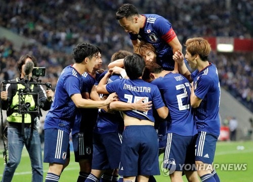 한국에 진 우루과이, 22년만에 일본에게 패배…우루과이는 아시아 원정 2연패