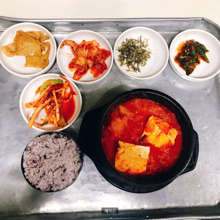  제슐랭 : 반포동 숨은맛집 진미식당