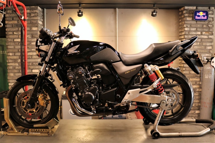  2015년식 혼다 CB400SF 작업완료!