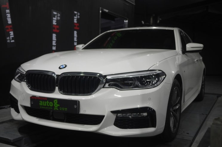  대구수입차LED전문점 BMW 520d 카펫라이트 엔젤윙라이트 LED전문점 오토앤북구점 카메이징입니다