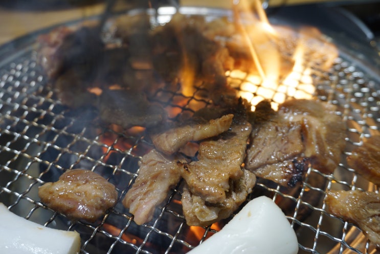  수지 상현동 맛집, 돼지갈비 무한리필 고기집 - 명륜진사갈비