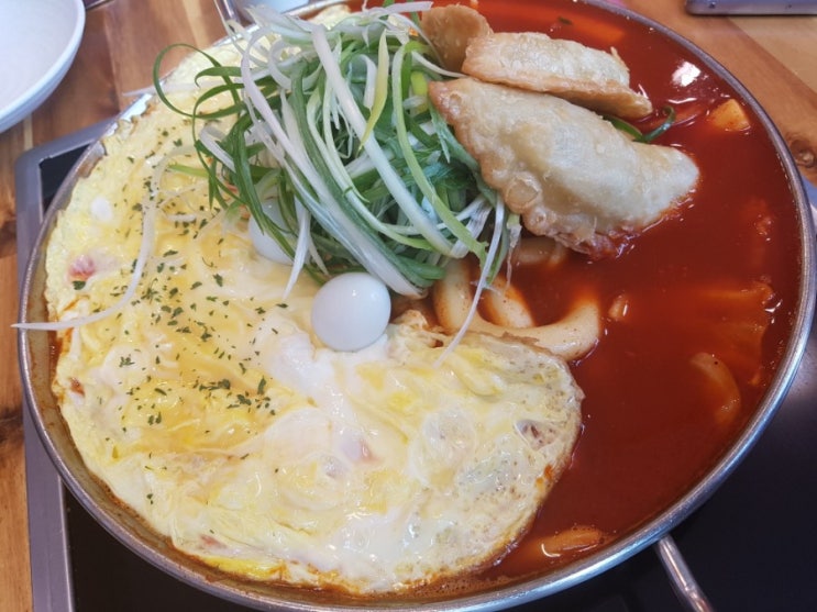  언제 가도 맛있는 분당 정자 맛집 청년다방. 신메뉴 치믈렛 도전.