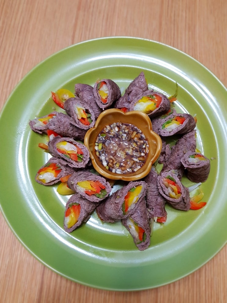 한우 보섭살로 만든 소고기채소말이찜 / 진짜진짜 맛있다