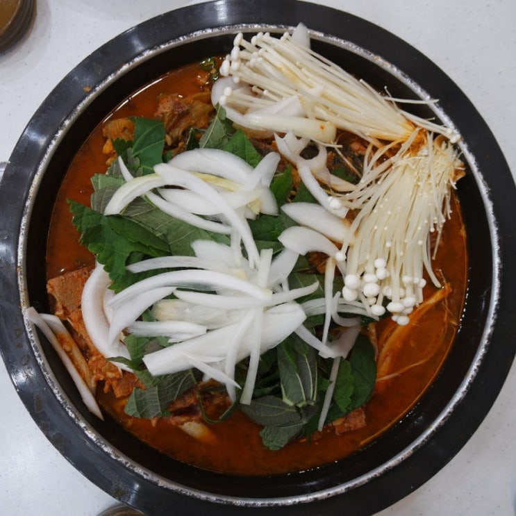  대구 서구 내당동 광장코아 맛집 365감자탕
