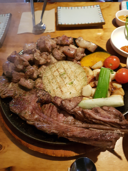  홍대 경주식당 다녀오고 솔직하게 평가해봤어요~