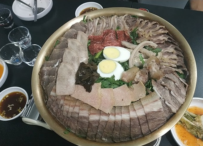  피양옥 고기 많은 어복쟁반~