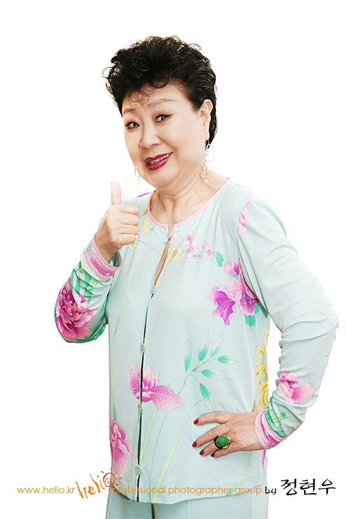  나이가 믿기지 않을 만큼 변함없이 출중한 가창력을 보여주는 가수 현미, 가수섭외