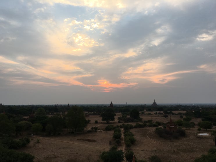 미얀마 바간 - 마지막 날, 또 한번의 일출과 일몰 그리고 깔로행 티켓