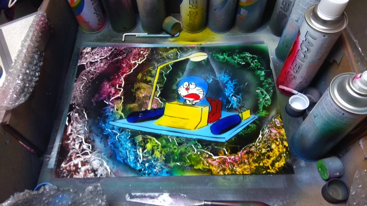  도라에몽 그리기 스프레이 아트 sprayart