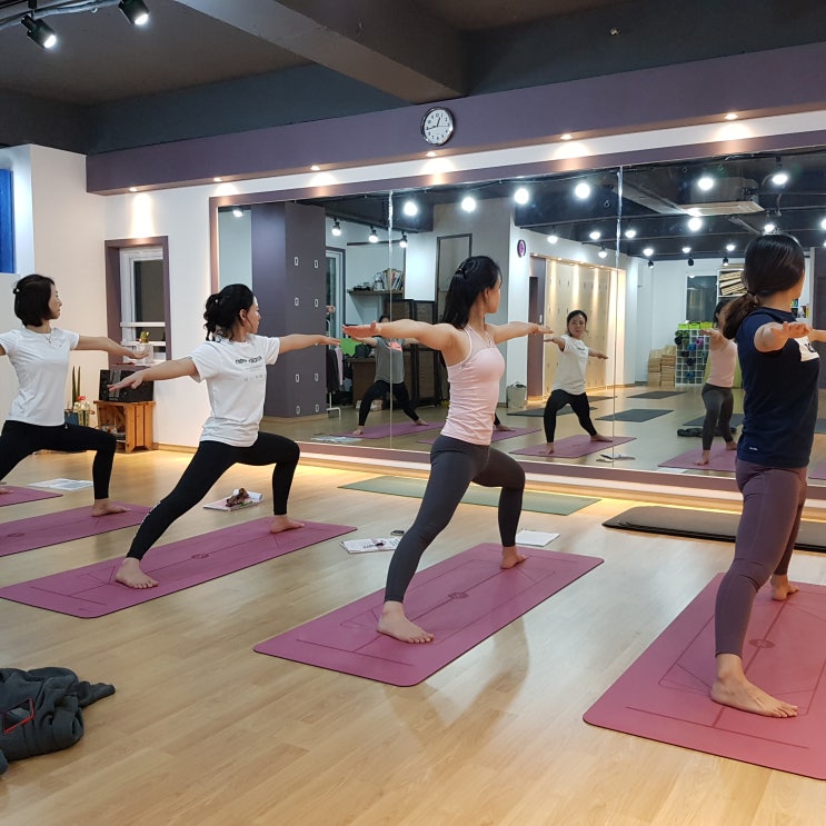  울산필라테스18년의 실력 울산요가 지도자자격증 정정희원장님(회원들 몸건강까지해결)