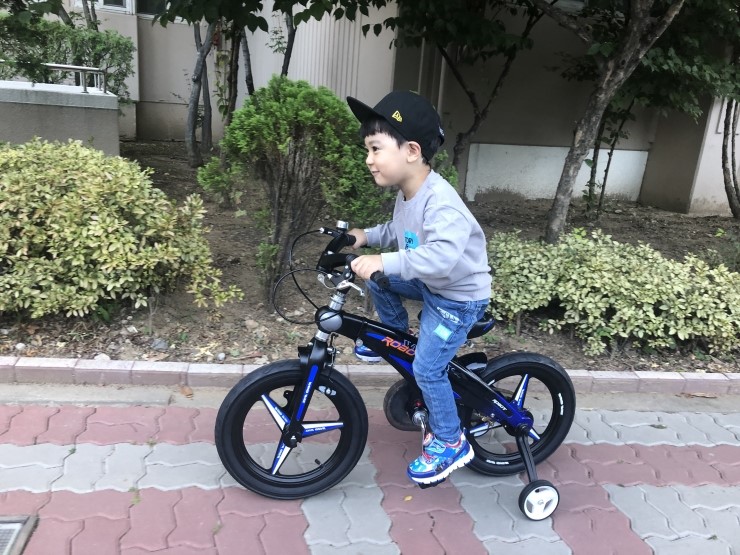  씨투엠뉴 자전거