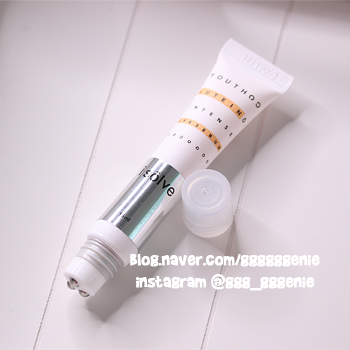  끈적이지 않아 아침,저녁에 바르기 좋은 아이솔브 박은빈 아이세럼 !