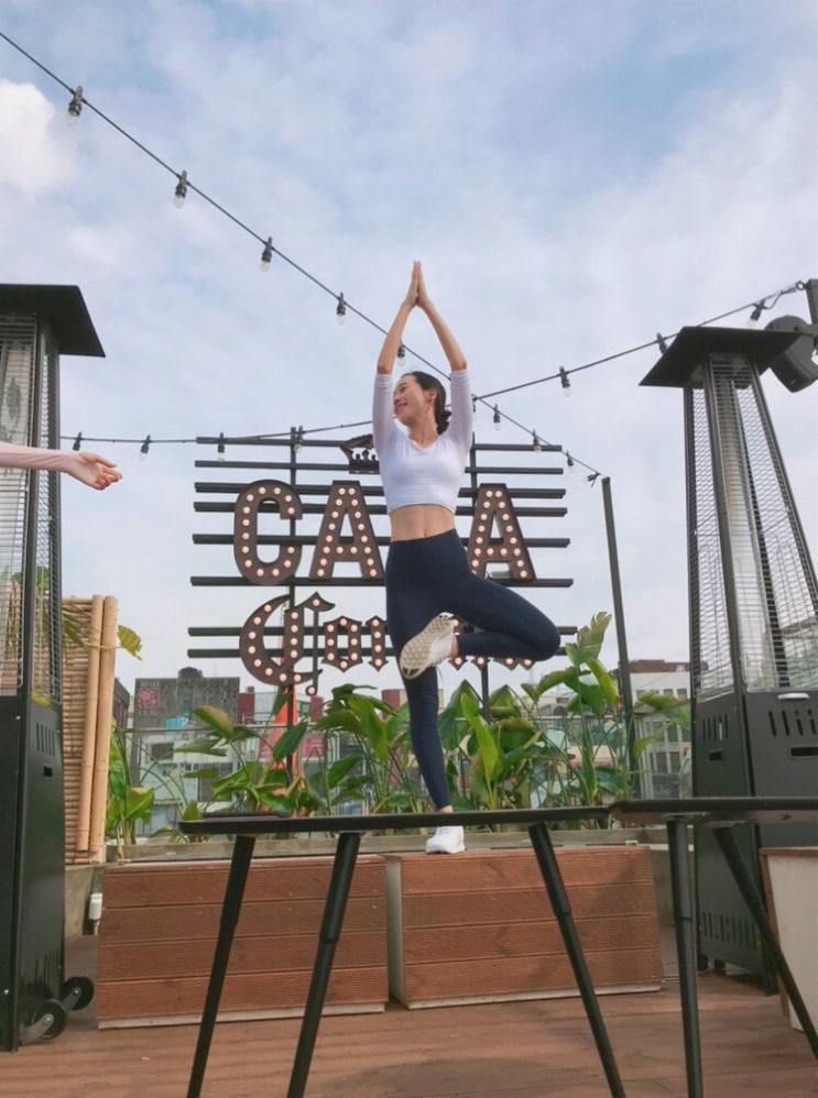  이태원 카사코로나에서 비어요가(beeryoga)!