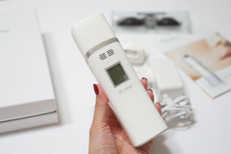  유난희 스킨테크놀로지 IPL-10000 홈케어중