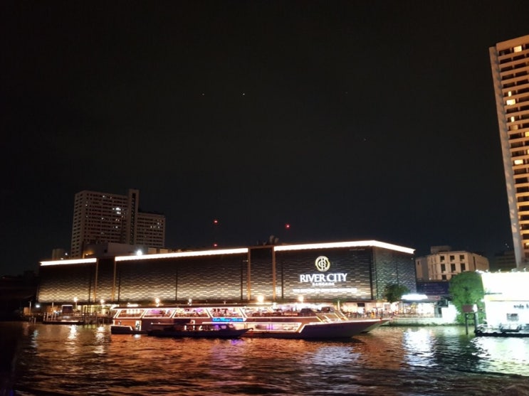 방콕 환상적인 야경 디너 크루즈 추천,화이트 오키드 리버 크루즈 뷔폐,가격, 후기