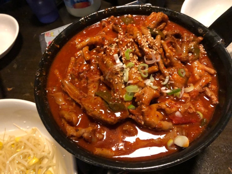  한신포차 메뉴 역시 닭발이 최고지